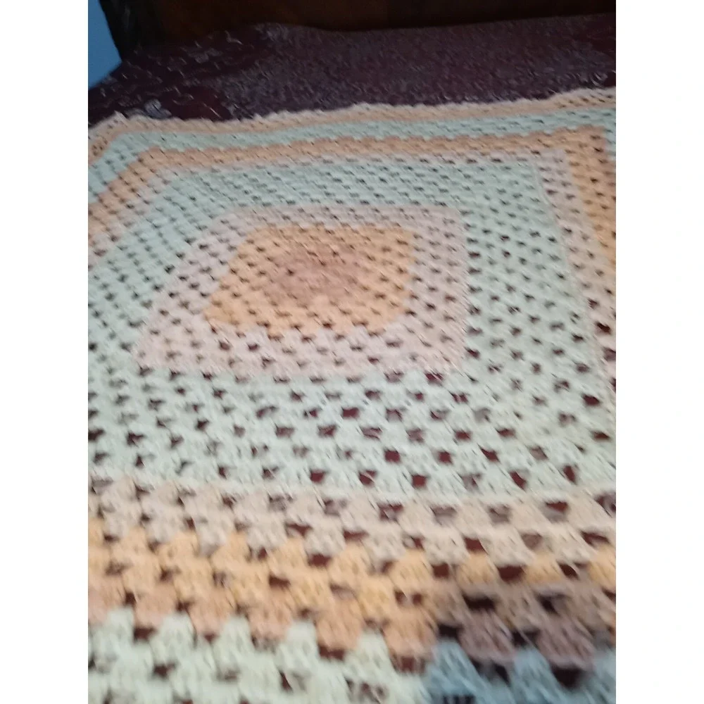 Vtg Handmade Granny Square Blanket‎ Afghan Crochet Knit Throw Blanket 50 x 45